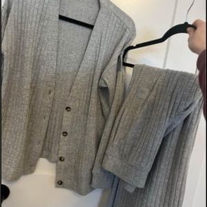 Alo Yoga take comfort ribbed set in grey